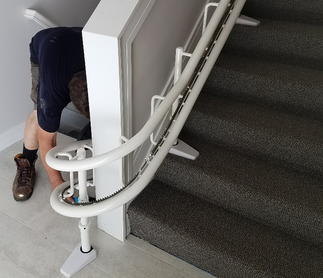 Curved Stair Lifts in Chicago, IL