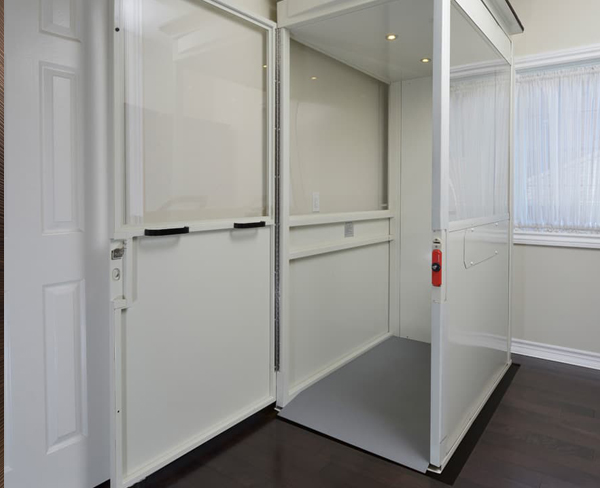 Residential elevator in Lake Geneva, WI home